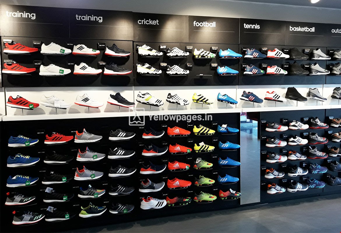 adidas showroom in himayat nagar