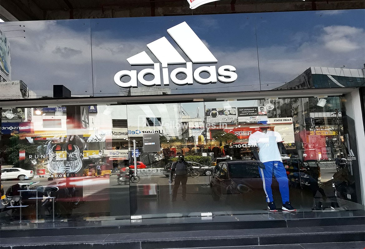 adidas showroom in himayat nagar